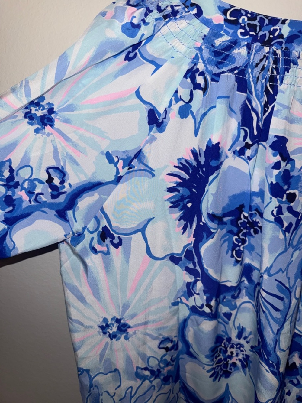 Lilly Pulitzer Elsa Blue Floral Peasant Blouse - silk - XL - Picture 7 of 7